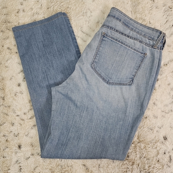 NYDJ Light Wash Jeans Sheri Slim - Picture 7 of 7